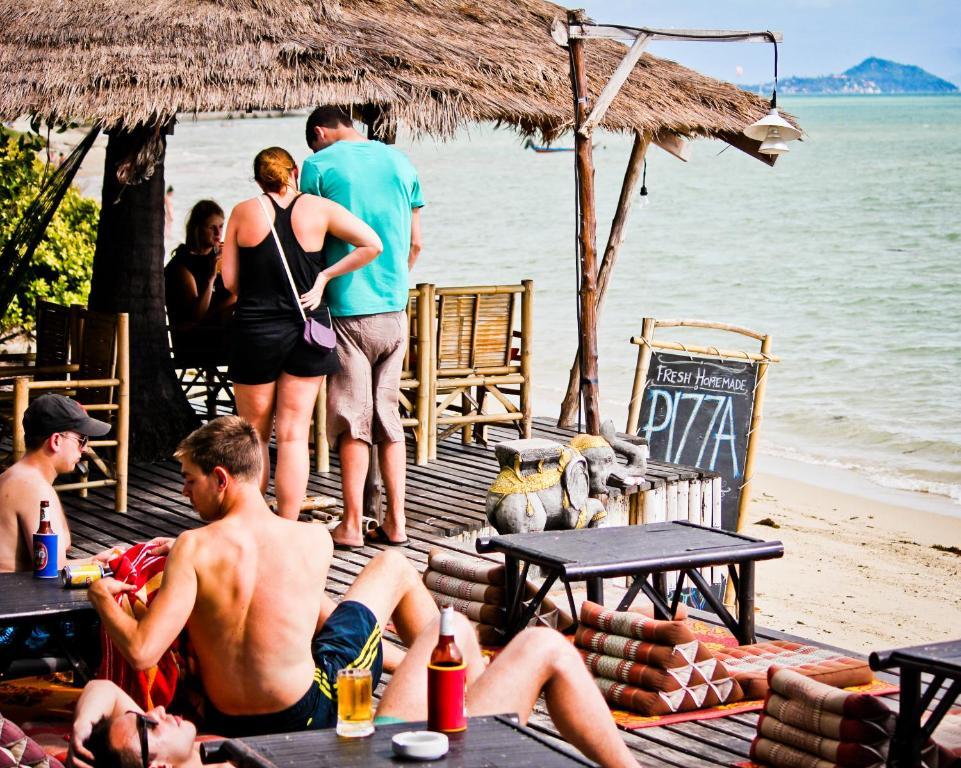 The Blue Parrot Hotel Ko Pha Ngan Bagian luar foto